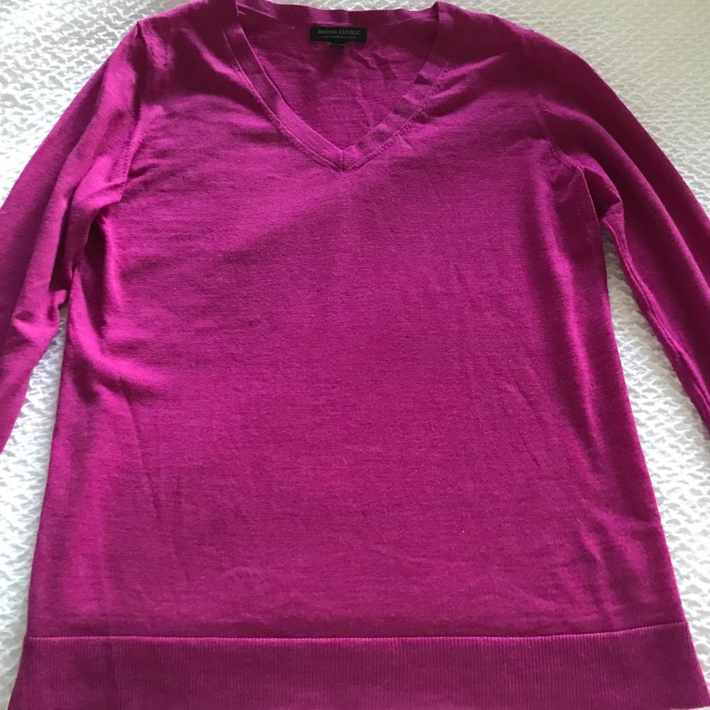 Banana Republic Purple V Neck Sweater